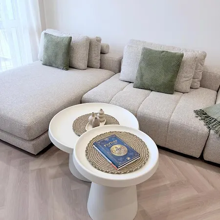 شقة джовани